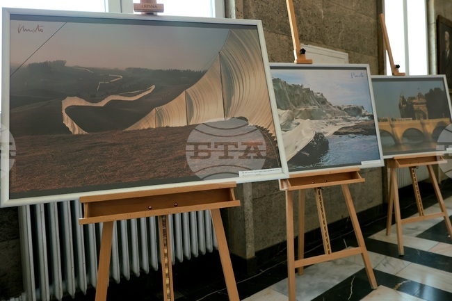 National Library Exhibition Celebrates Christo Javacheff's 90th Anniversary