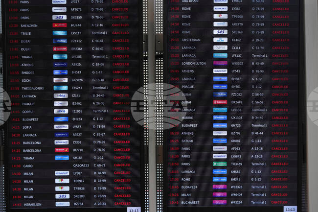 Израелското въздушно пространство остава затворено за трети пореден ден