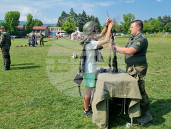 Търговище - военни игри „Бъди войник“ - ученици