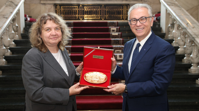 Parliament Chair Confers with PACE Leader, Hopes for Closure of Post-monitoring Dialogue 
