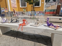 Търговище - Школа за изобразителни изкуства - годишна изложба