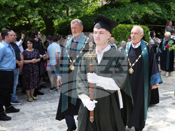 Варна - ВСУ „Черноризец Храбър“ - абсолвенти