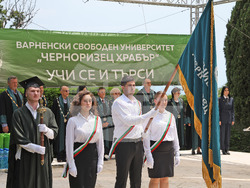 Варна - ВСУ „Черноризец Храбър“ - абсолвенти