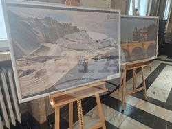 Изложба, посветена на 90-ата годишнина от рождението на Христо Явашев-Кристо, е показана в Националната библиотека. Снимка: Ваня Сухарова/БТА