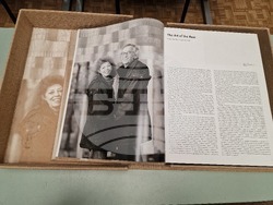 Изложба, посветена на 90-ата годишнина от рождението на Христо Явашев-Кристо, е показана в Националната библиотека. Снимка: Ваня Сухарова/БТА