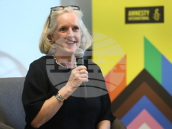 Топлоцентрала - дискусия LET PRIDE MARCH: Забраненият Прайд в Турция и Унгария