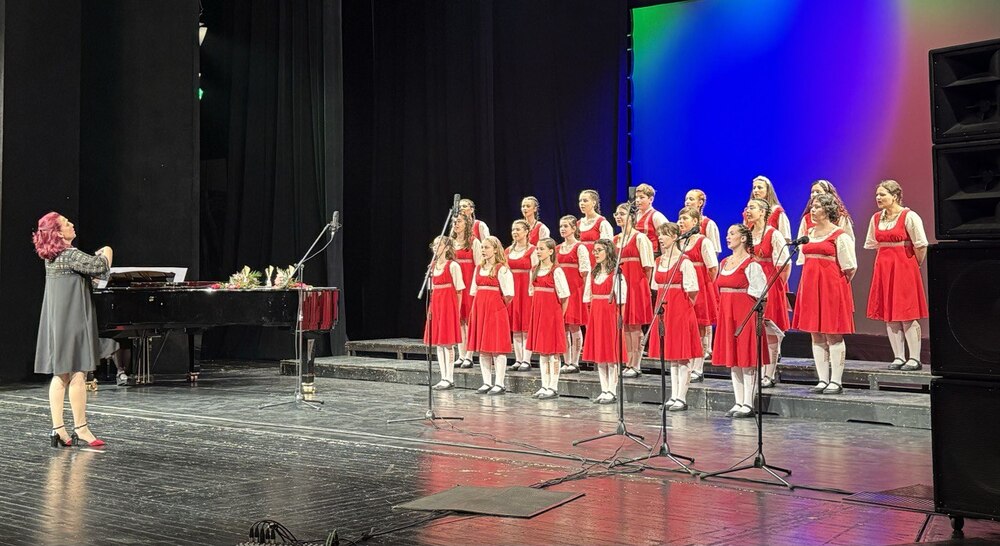 Община Русе: С празничен концерт хор "Дунавски вълни" изпрати много успешен творчески сезон