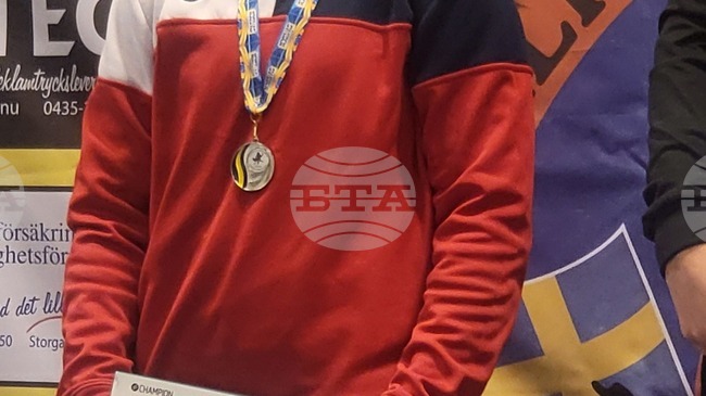 Андреа Нисева спечели бронзов медал на турнир по борба в Швеция