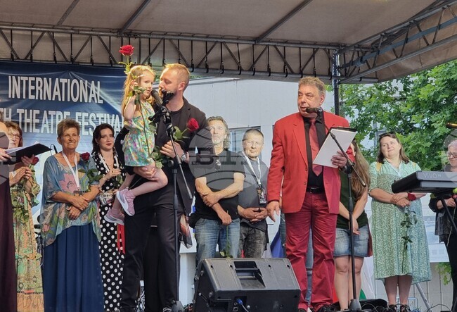 Във Враца бе открит XXI Международен младежки театрален фестивал "Време"