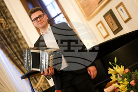 Двореца „Врана“ - Фондация „Йордан Камджалов“ - Фонд „Цар Борис и царица Йоана“ - Музикален фестивал „Стремеж“