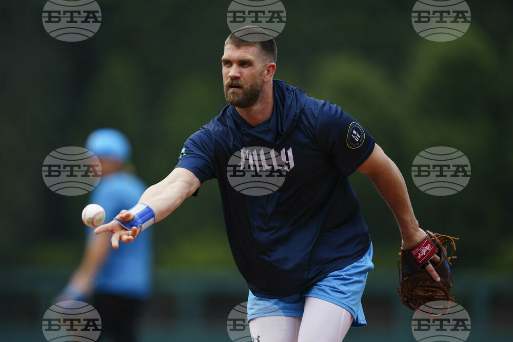 Blue Jays Phillies Baseball