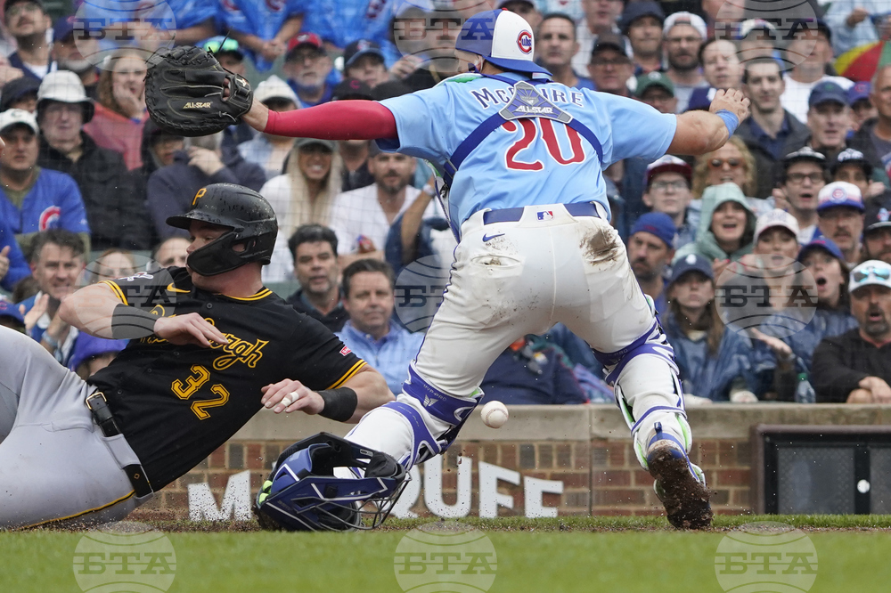 Pirates Cubs Baseball