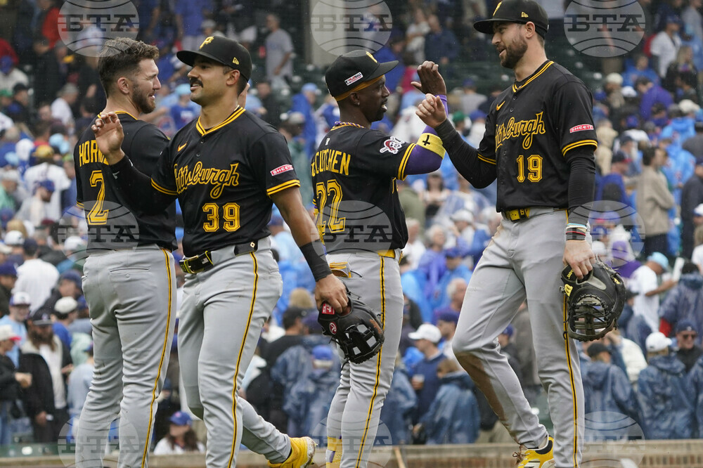 Pirates Cubs Baseball