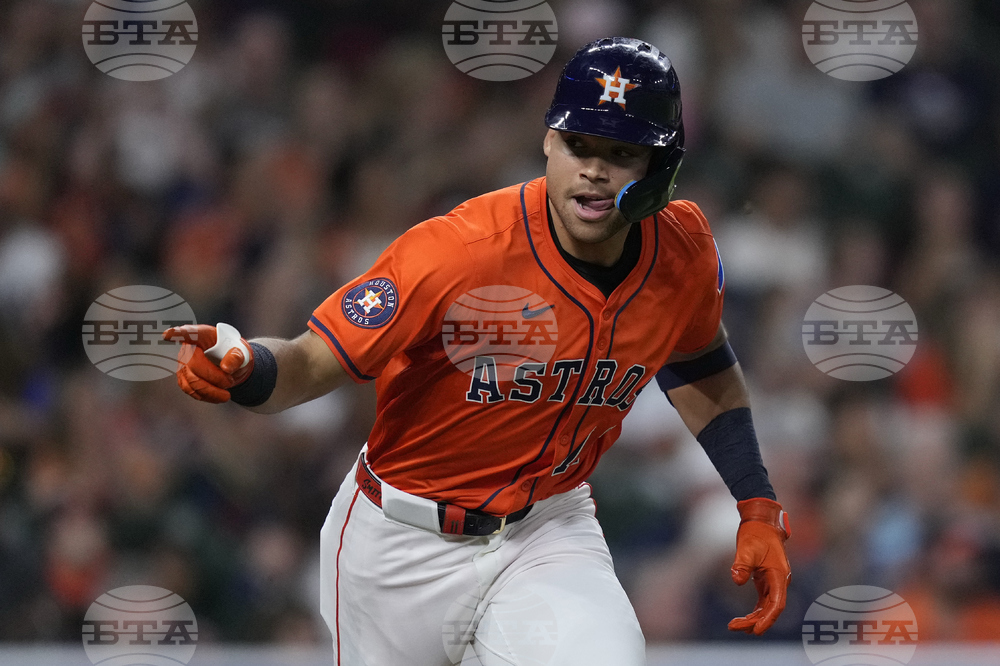 Twins Astros Baseball