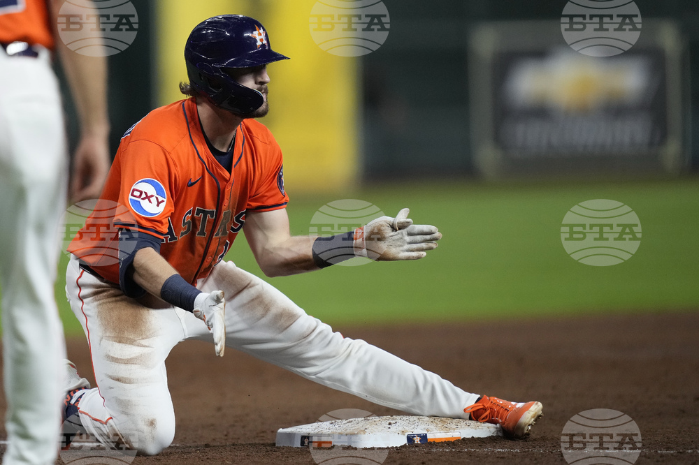 Twins Astros Baseball