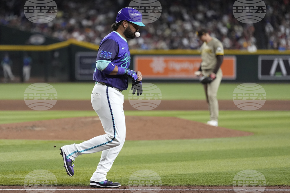 Padres Diamondbacks Baseball