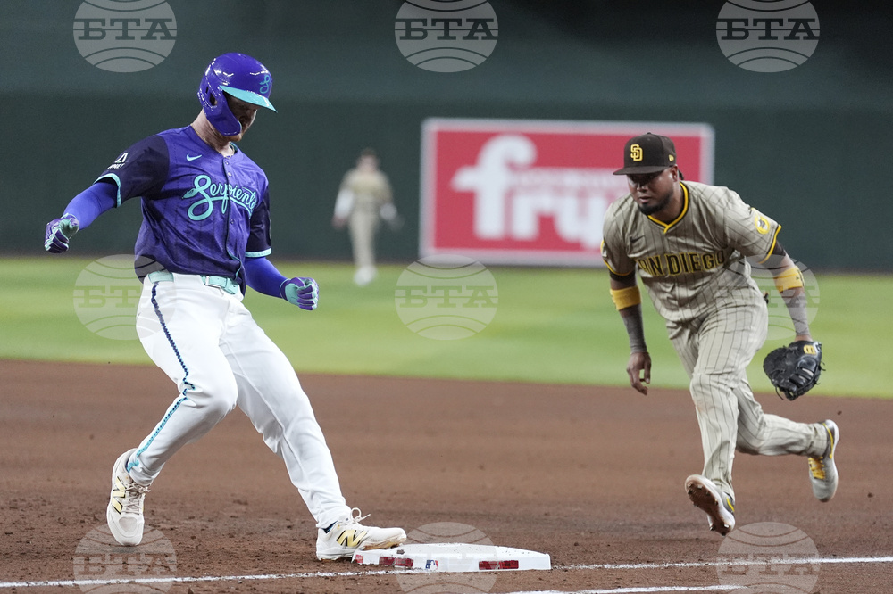 Padres Diamondbacks Baseball
