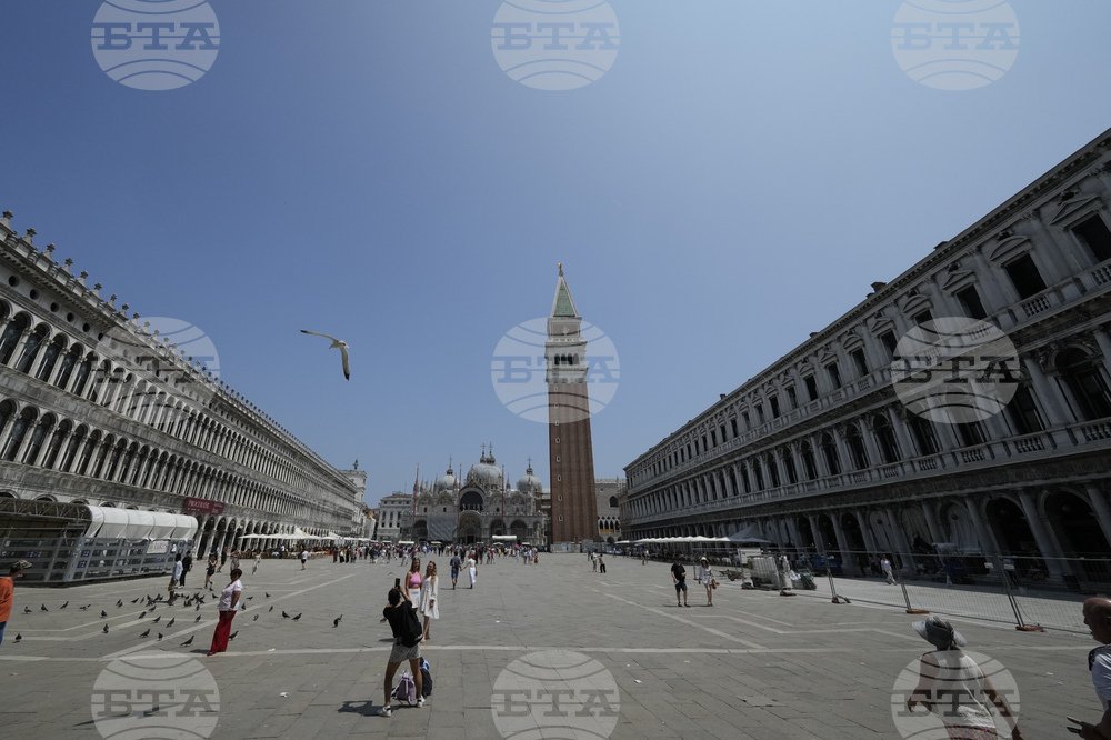 Italy Bezos Wedding Vendors
