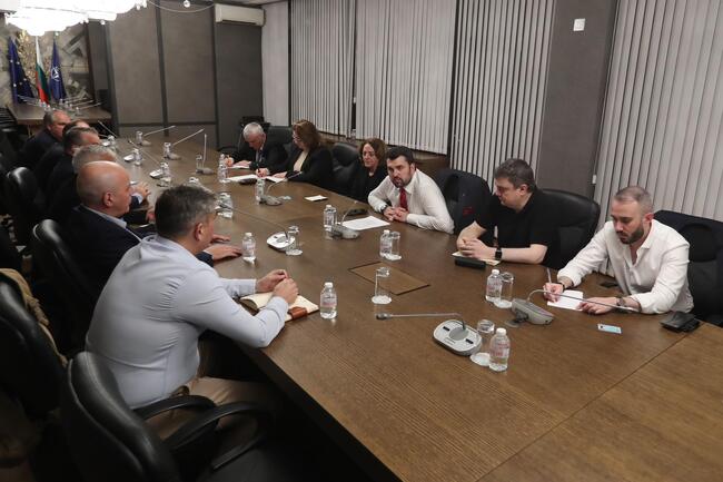 В МВнР е сформиран Координационен център във връзка с влошаващата се ситуация в Близкия изток