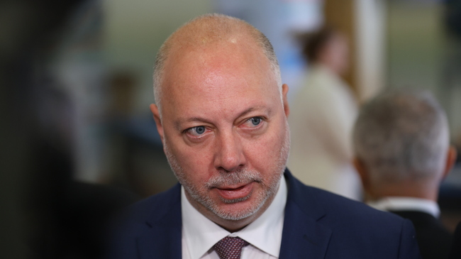 Prime Minister Zhelyazkov Says All Options to Bring Bulgarians Home from Israel Are Being Explored 