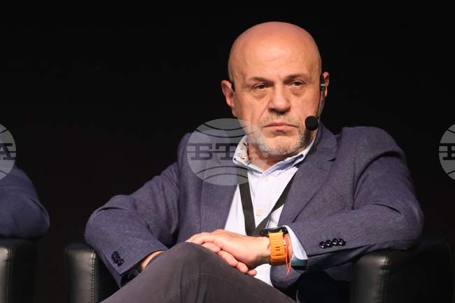 Deputy Prime Minister Donchev Says Bulgaria Should Produce Complete Products, Not Just Components