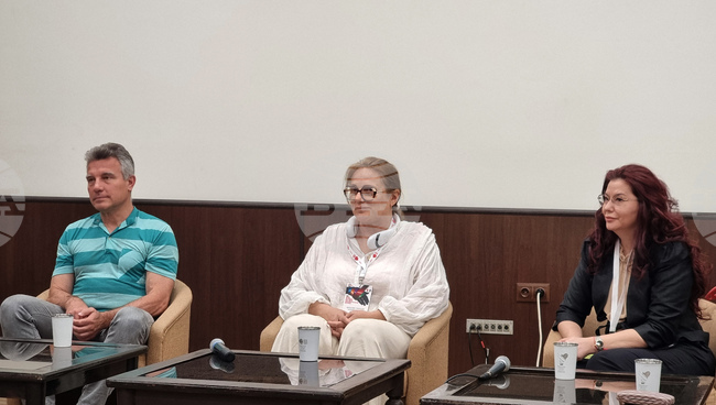 Увеличаването на хората с психопатии и зависимости са два големи здравни проблема на българското общество, според специалисти