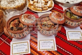 Село Крушари - празник на гърнетата