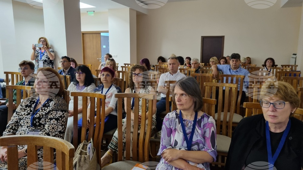 Общопрактикуващи лекари от страната се събраха на регионална научно-практическа конференция в Търговище