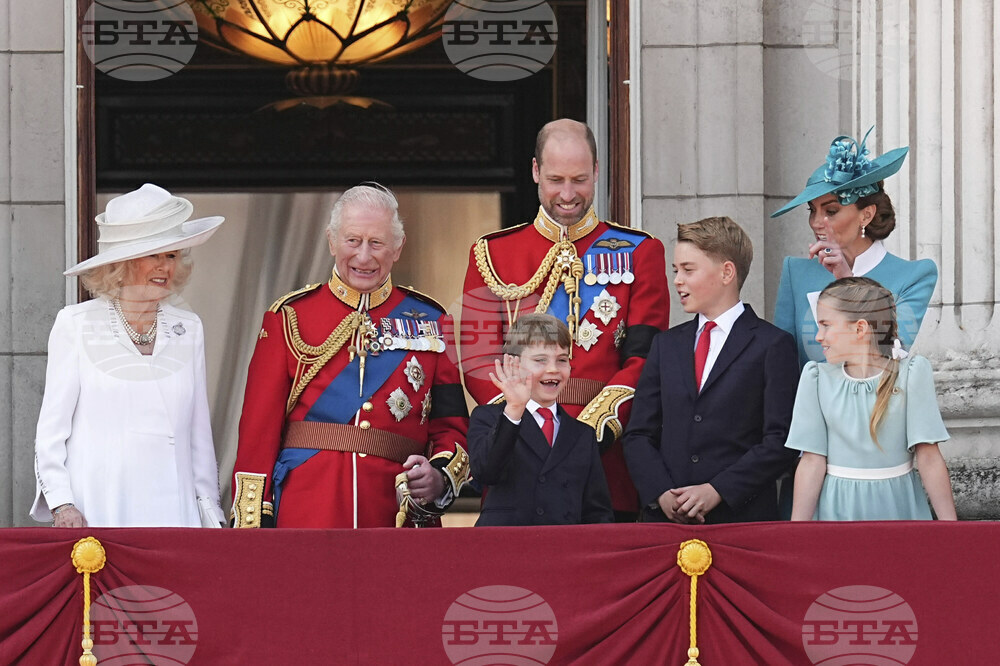 Britain Trooping the Colour