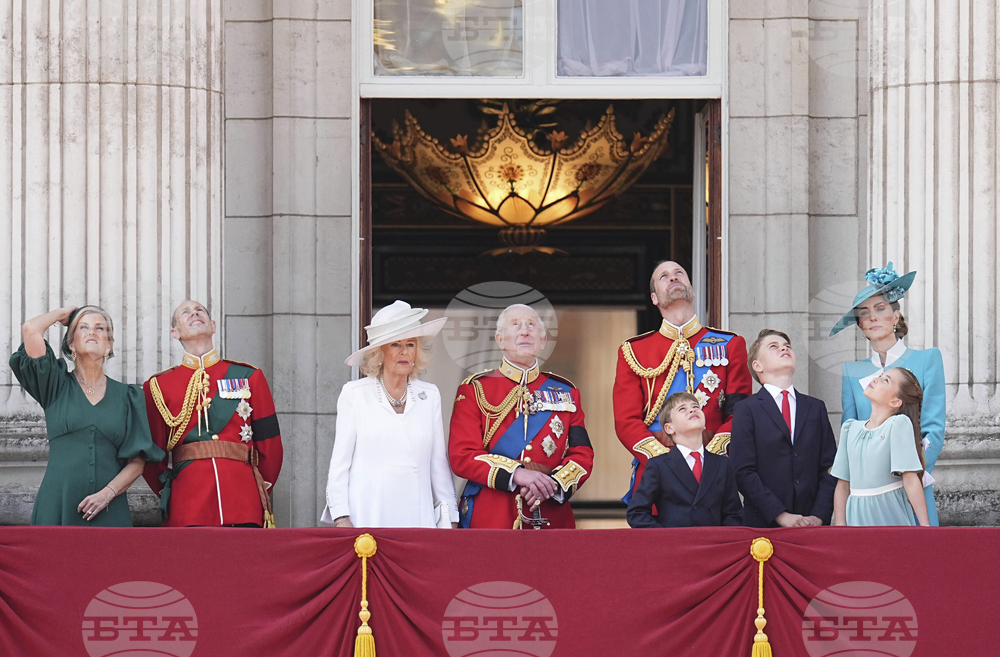 Britain Trooping the Colour