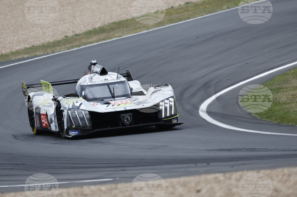 France Le Mans Auto Racing