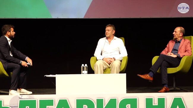 Актьорите Димитър Маринов и Юлиан Вергов обсъдиха българското кино и перспективите пред сънародниците на кариерния форум в София