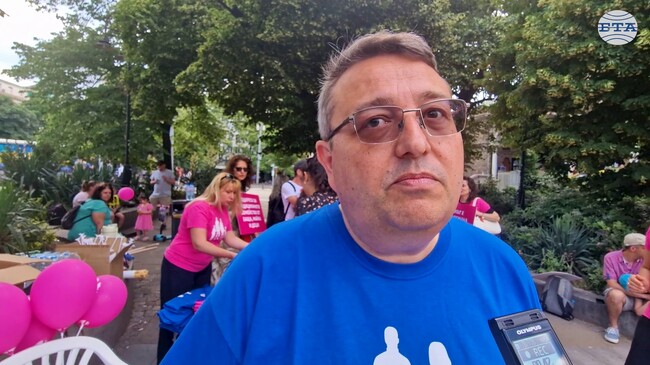 Подкрепяме брака само между мъж и жена, каза Ивайло Тинчев от асоциацията „Поход за Семейството“