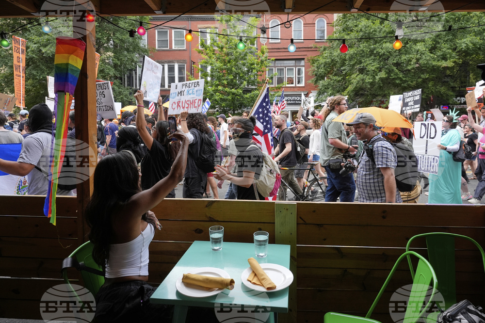 APTOPIX Trump Military Parade Protest