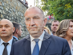 Хисаря - Празници Хисаря 2025 - Румен Радев