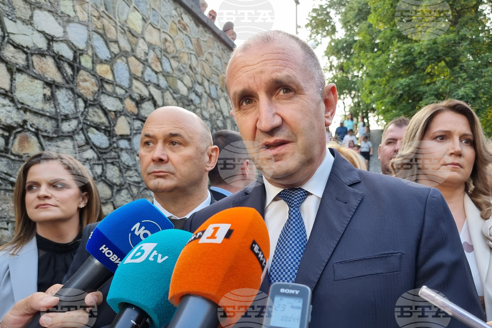 Хисаря - Празници Хисаря 2025 - Румен Радев