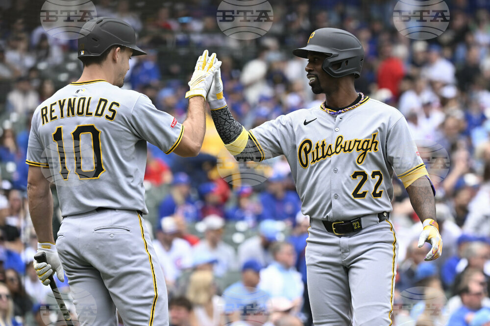 Pirates Cubs Baseball