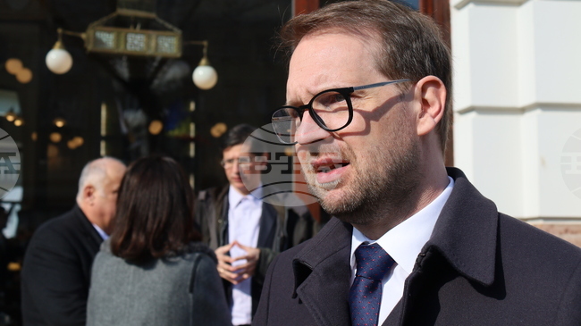 Съюз за спасение на Румъния ще продължи да подкрепя премиера Илие Боложан в настоящата политическа конфронтация