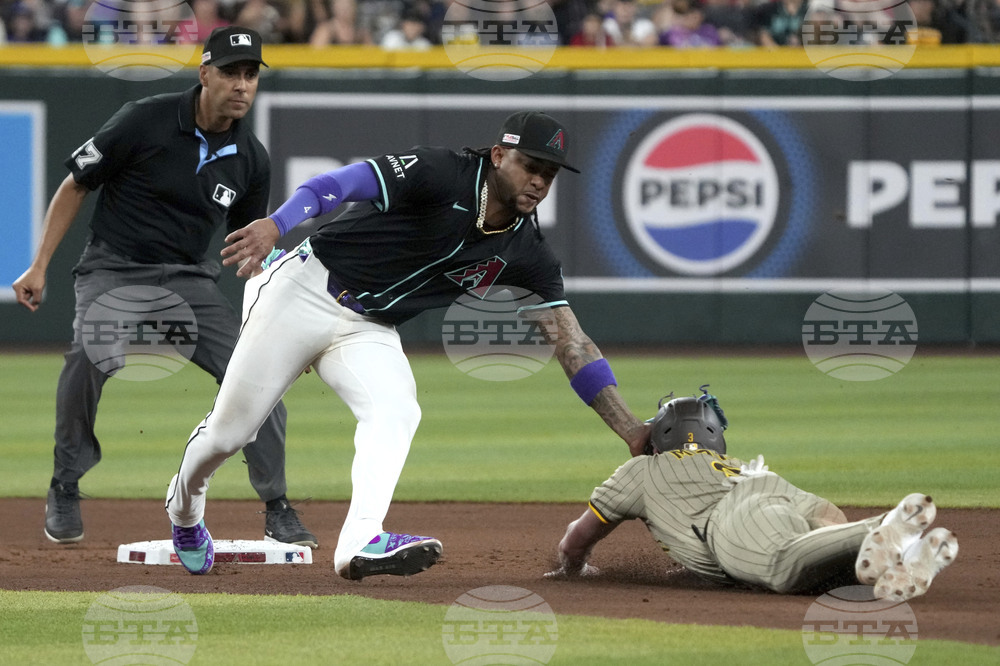 Padres Diamondbacks Baseball
