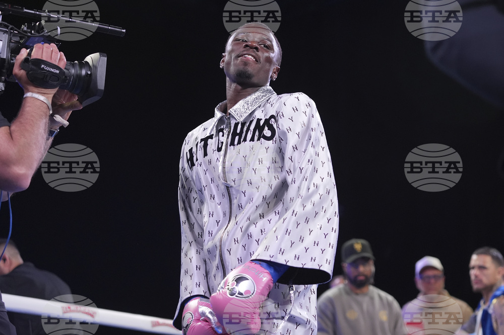 Hitchins Kambosos Boxing