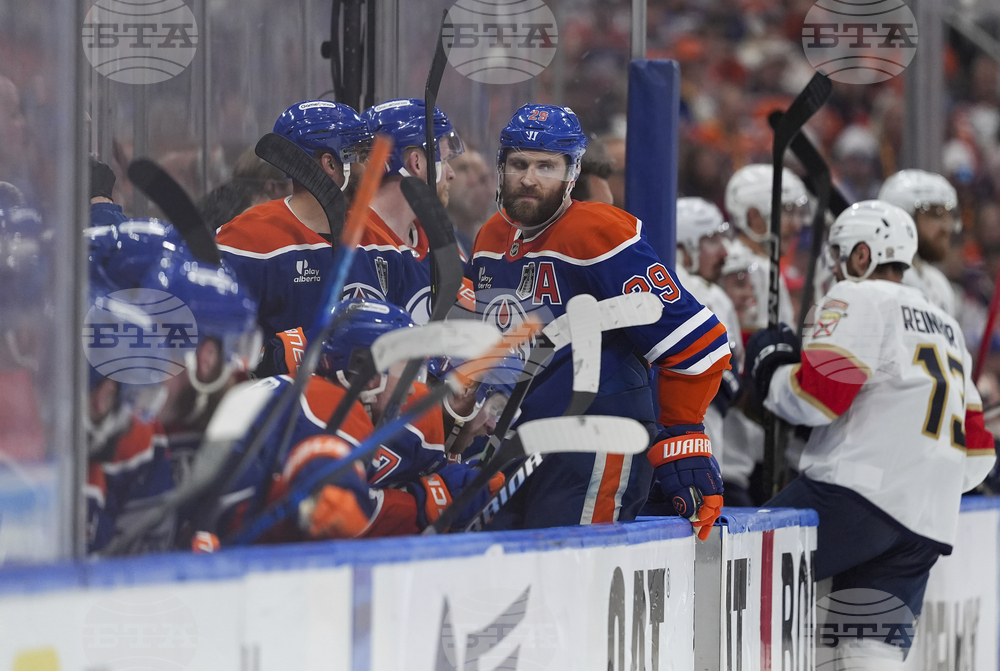 Stanley Cup Panthers Oilers Hockey