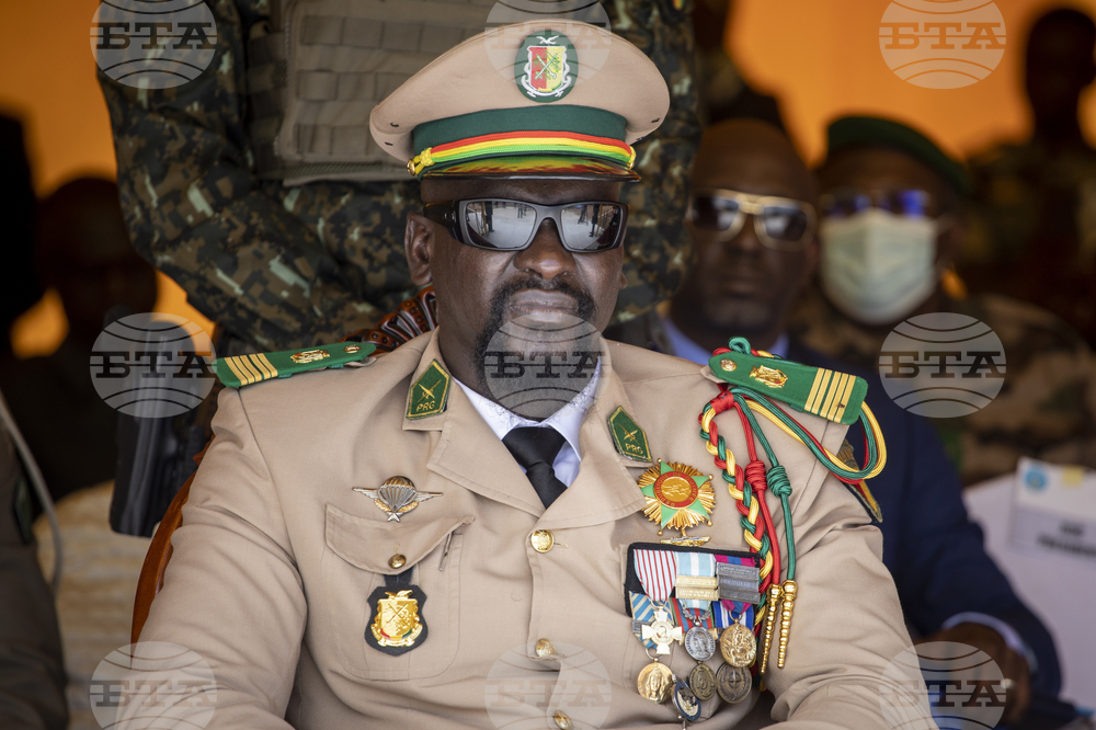 Военната хунта в Гвинея прекрати временно дейността на опозиционните партии преди референдум за конституционни промени