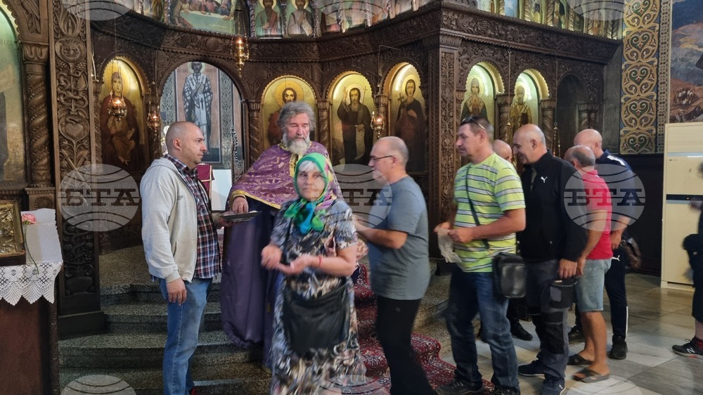 Да вървят по пътя на светците, призова миряните архиерейският наместник на Търговищка духовна околия отец Славчо Проданов