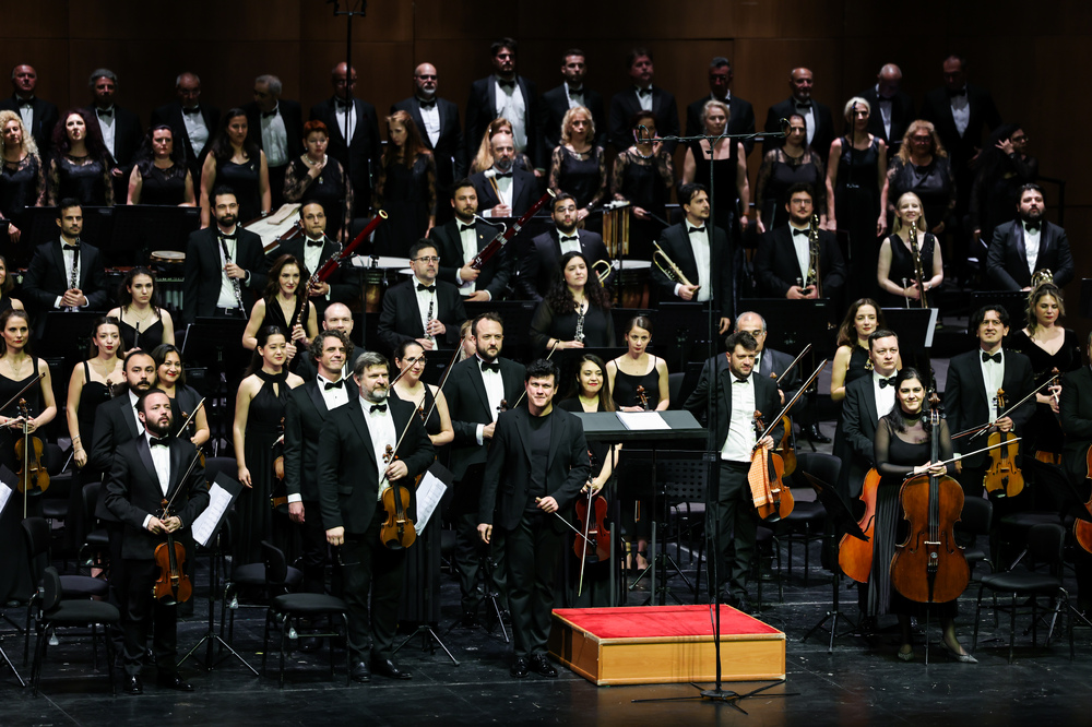 Bulgaria’s National Philharmonic Choir Opens 53rd Istanbul Music Festival