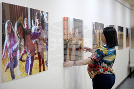 Варна - „Изкуството - нужда и надежда за украинските деца“ - изложба