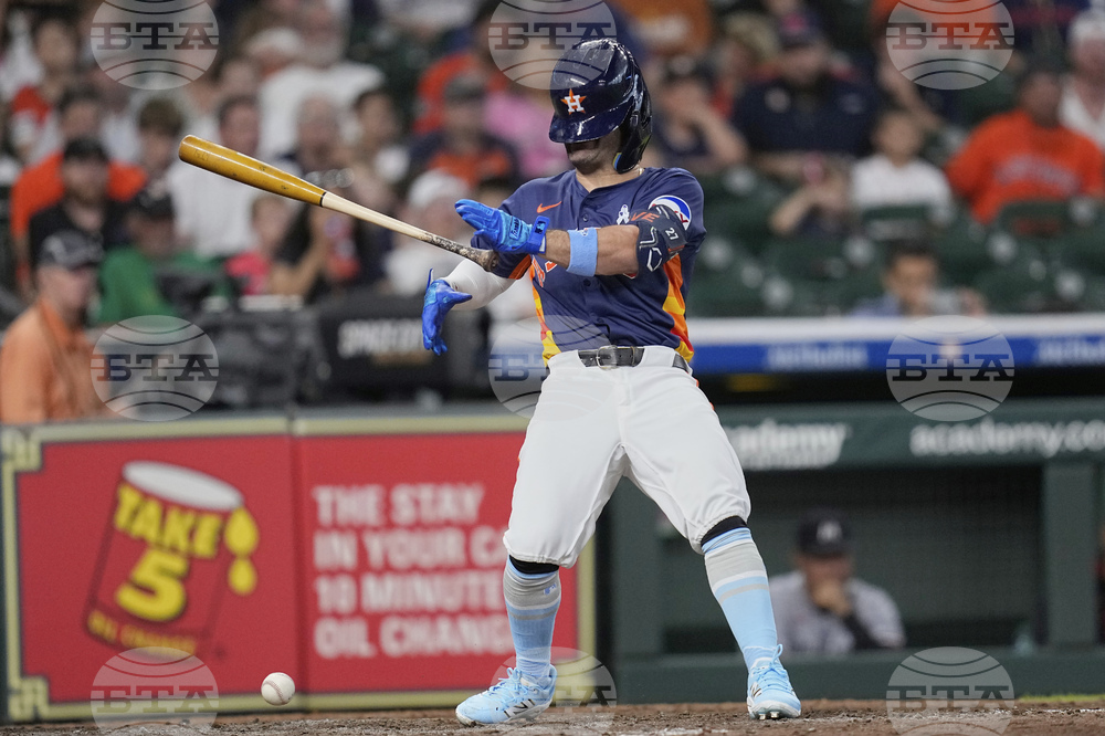 Twins Astros Baseball