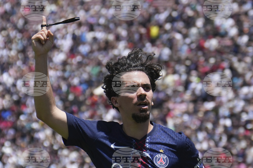 APTOPIX CWC PSG Atletico Madrid Soccer