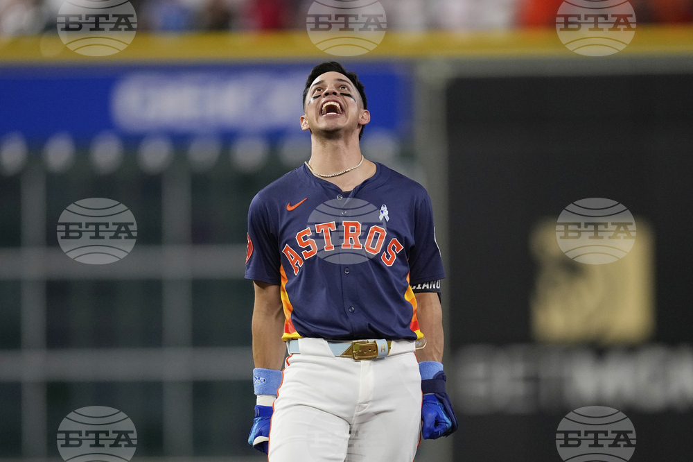 Twins Astros Baseball