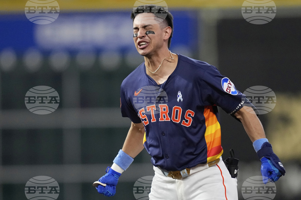 Twins Astros Baseball