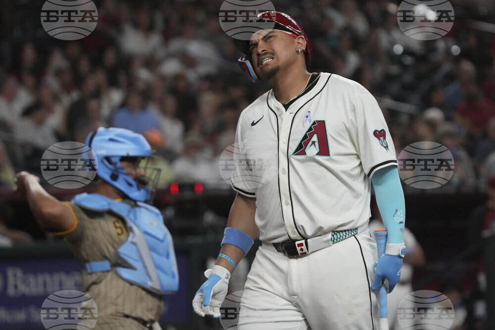 Padres Diamondbacks Baseball